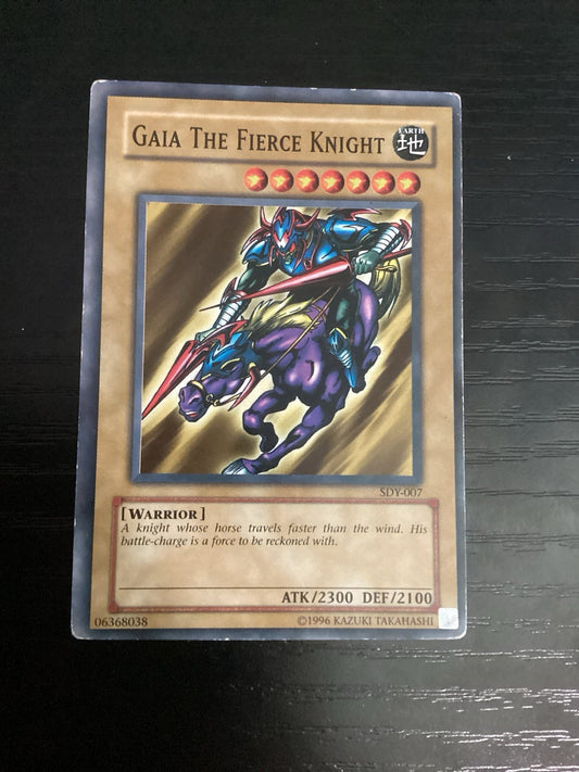 Yu-Gi-Oh! TCG Gaia The Fierce Knight Starter Deck Yugi SDY-007 Unlimited Common