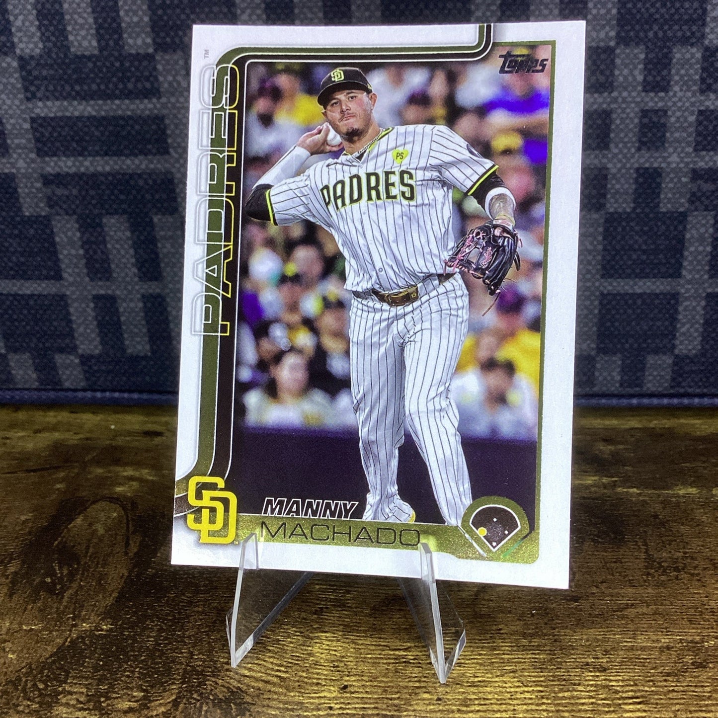 2025 topps series 1 manny machado Companion Card #CC-25. Free Ship!