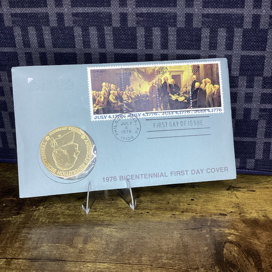 1976 Bicentennial 1st Day Cover W/Stamps & Thomas Jefferson Medal U.S. Govt.